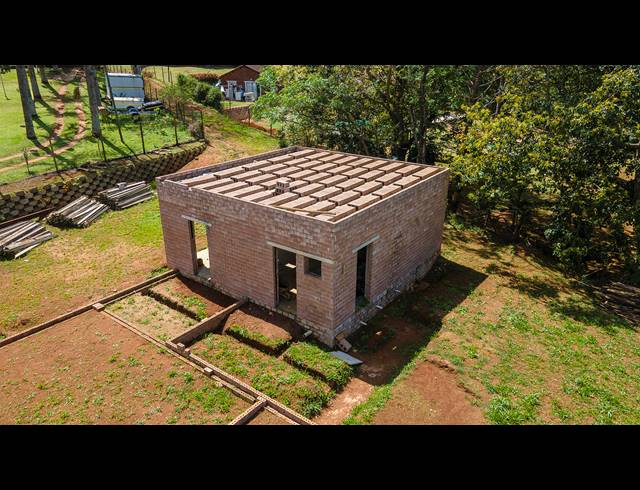 1,300M² VACANT LAND FOR SALE IN FOREST HILLS